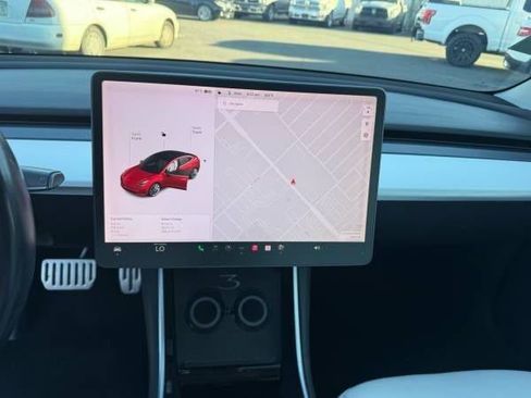Used 2018 Tesla Model 3 Long Range image 12