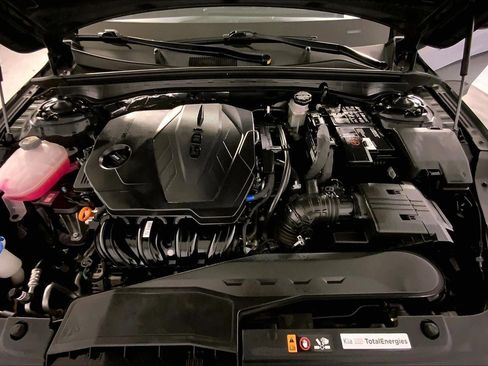 Used 2025 Kia K5 LXS image 10