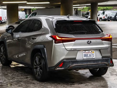 Used 2019 Lexus UX 200 F Sport image 6