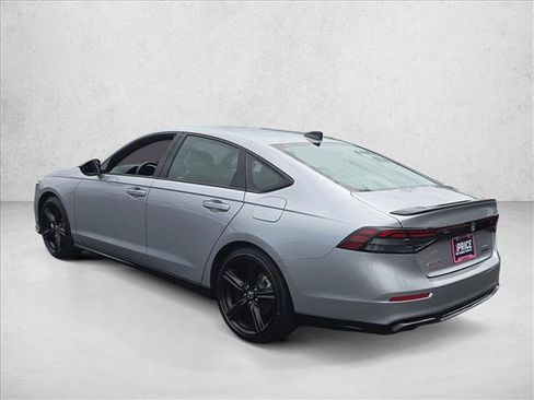 Used 2023 Honda Accord Sport image 8