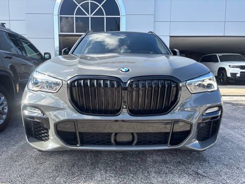 Used 2021 BMW X5 sDrive40i w/ M Sport Package RWD image 2