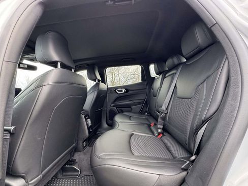 New 2026 Jeep Compass Latitude w/ Sun and Sound Group image 15