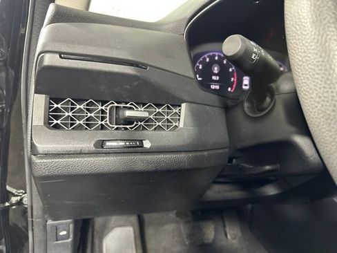 Used 2023 Honda Accord EX image 19