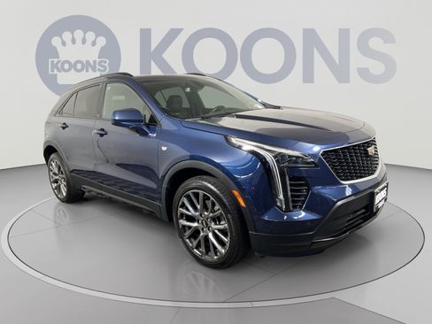 Used 2019 Cadillac XT4 Sport AWD/4WD image 2