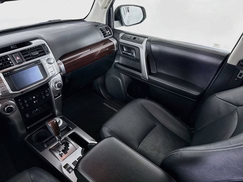 Used 2016 Toyota 4Runner Limited AWD/4WD image 25