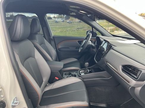 Used 2025 Subaru Forester Sport AWD/4WD image 27