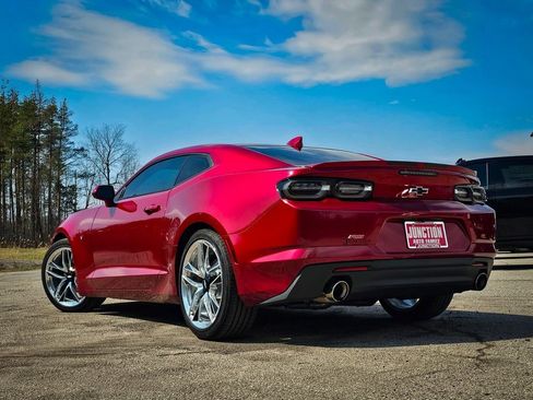 Certified 2021 Chevrolet Camaro LT w/ RS Package RWD image 5