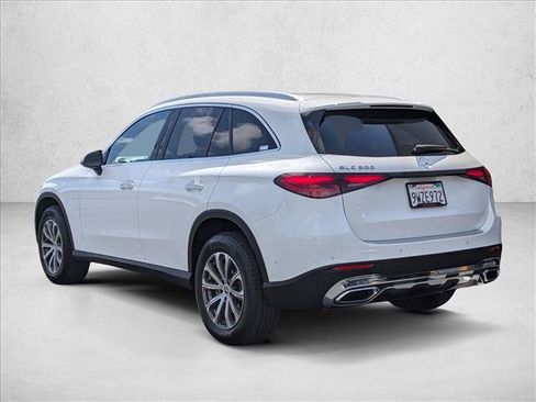 Certified 2026 Mercedes-Benz GLC 300 image 8