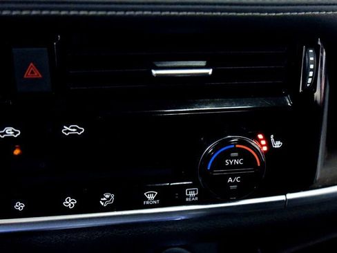 Used 2021 Nissan Rogue Platinum image 23