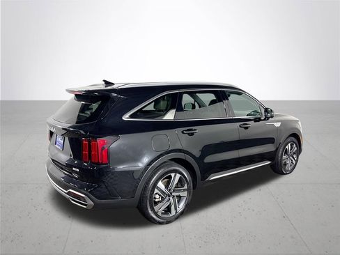 Certified 2023 Kia Sorento SX Prestige AWD/4WD image 7