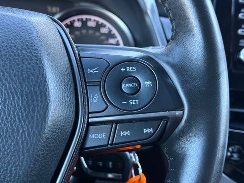 Used 2024 Toyota Camry SE image 29