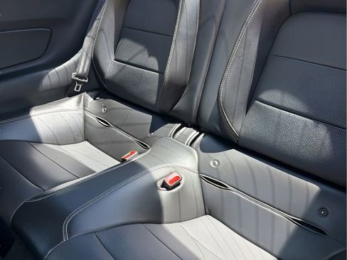 Used 2019 Ford Mustang GT Premium RWD image 18