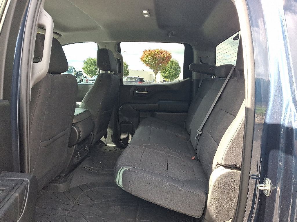 Certified 2022 Chevrolet Silverado 1500 Custom AWD/4WD image 10
