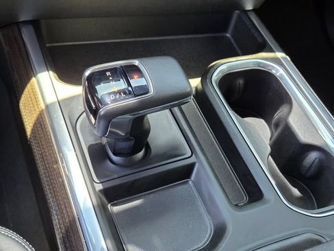 Certified 2022 Chevrolet Silverado 1500 RST AWD/4WD image 23