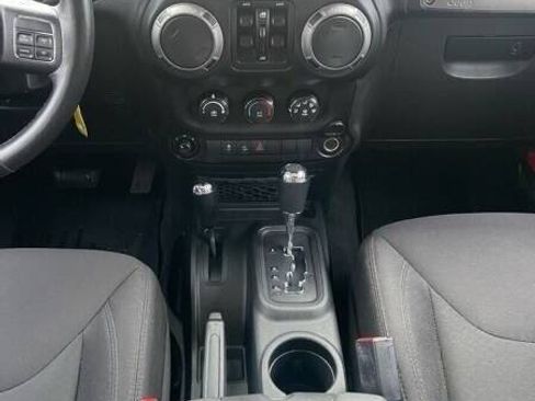 Used 2015 Jeep Wrangler Unlimited Sport w/ Quick Order Package 24S AWD/4WD image 16
