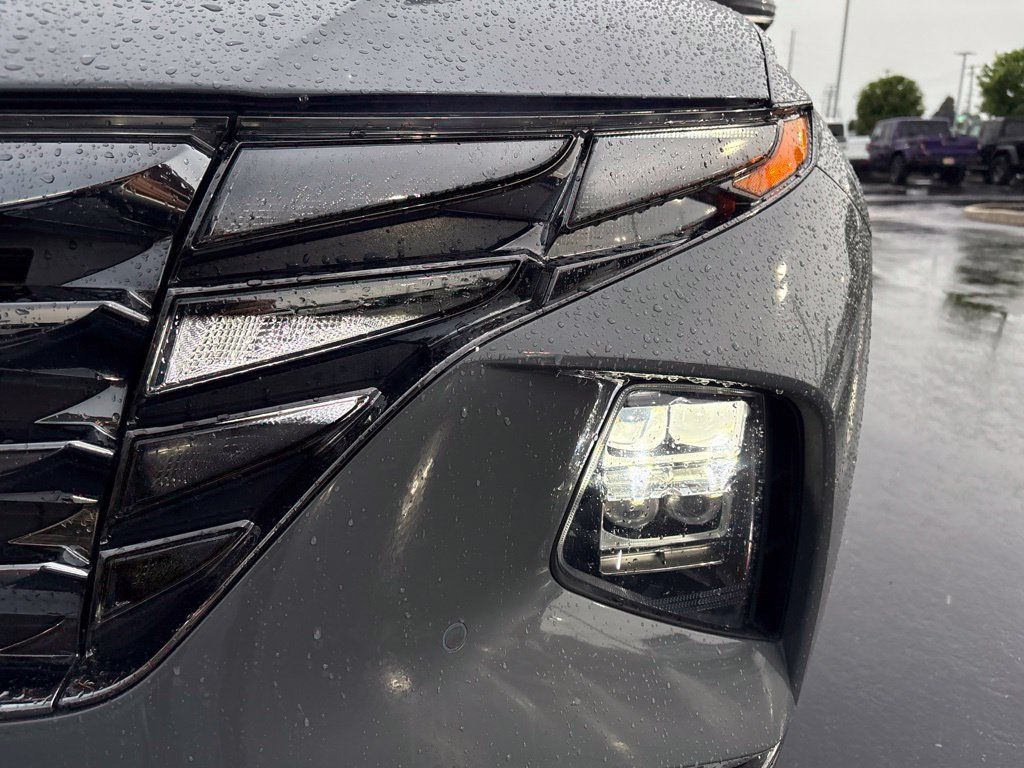 Used 2024 Hyundai Tucson Limited AWD/4WD image 9