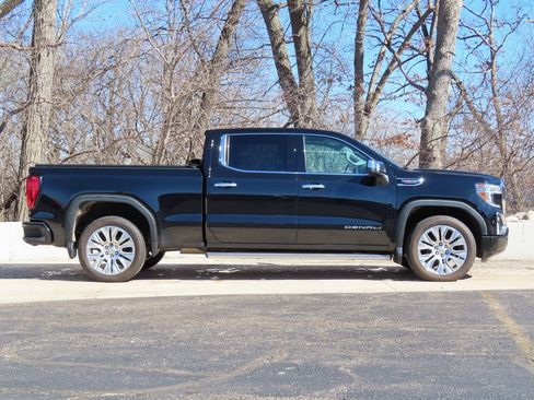Used 2022 GMC Sierra 1500 Denali w/ Denali Reserve Package image 2
