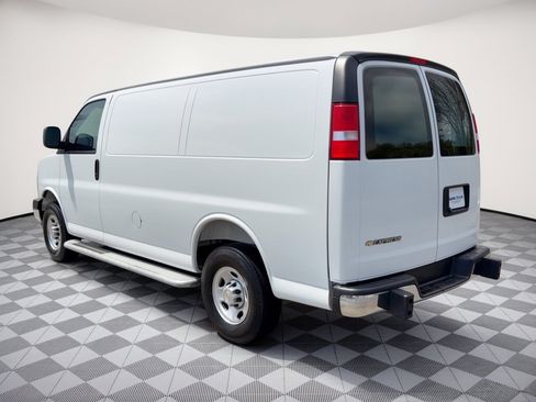 Certified 2025 Chevrolet Express 2500 w/ Driver Convenience Package RWD image 3