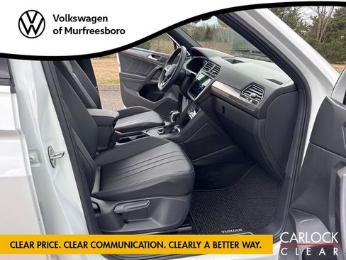 Certified 2023 Volkswagen Tiguan SE R-Line image 26
