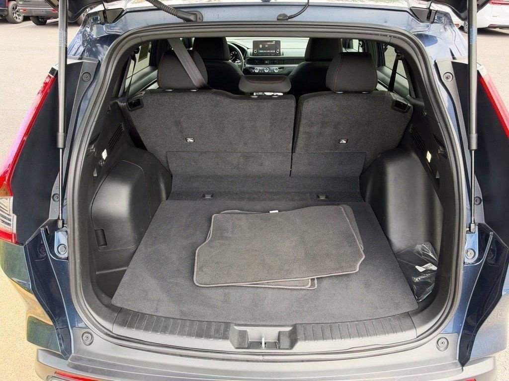 Used 2025 Honda CR-V Sport image 32