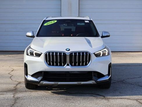 Used 2024 BMW X1 xDrive28i w/ Premium Package AWD/4WD image 3