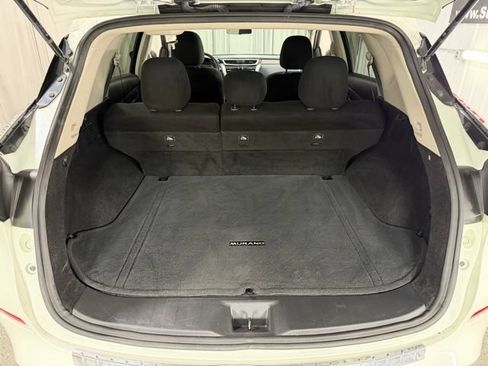 Used 2017 Nissan Murano S AWD/4WD image 9