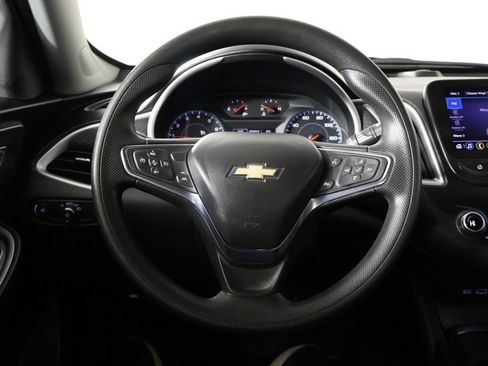 Used 2024 Chevrolet Malibu LT image 32