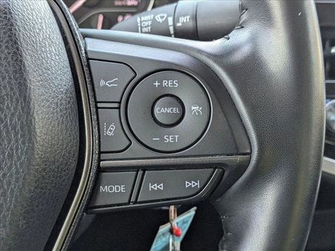 Used 2023 Toyota Camry SE image 15