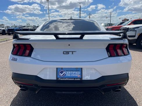 Used 2025 Ford Mustang GT RWD image 6