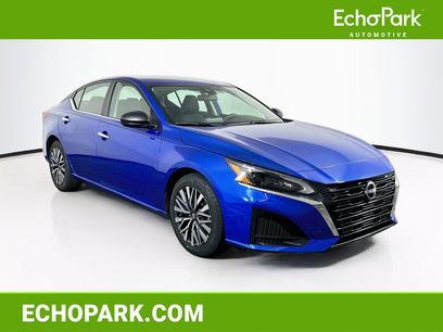 Used 2025 Nissan Altima 2.5 SV