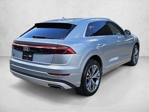 Certified 2025 Audi Q8 Premium Plus AWD/4WD image 5