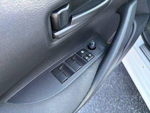 Used 2024 Toyota Corolla LE FWD image 13