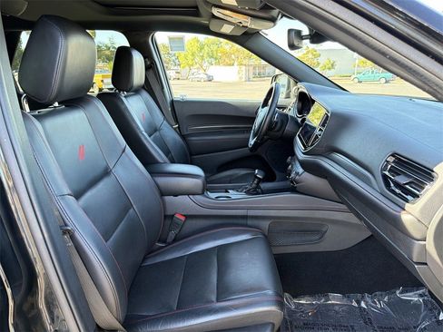 Used 2024 Dodge Durango GT image 31