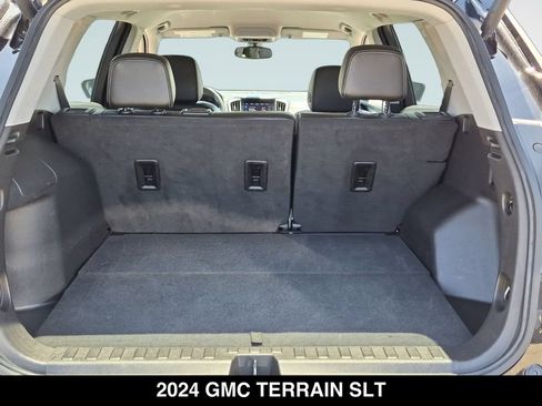 Used 2024 GMC Terrain SLT FWD image 23