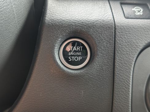 Used 2025 Nissan Frontier PRO-4X w/ Interior Protection Package AWD/4WD image 31