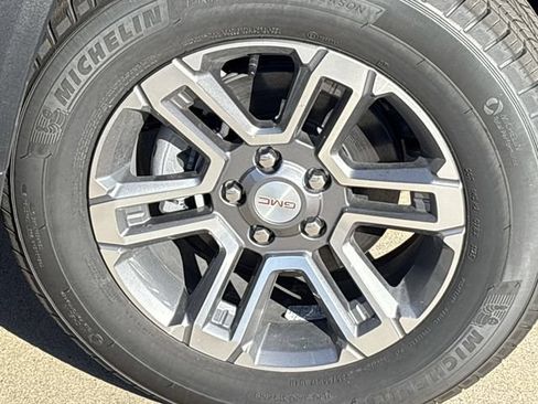 New 2026 GMC Terrain Elevation w/ Technology Package II FWD image 27
