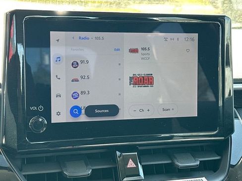 Used 2024 Toyota Corolla LE image 20