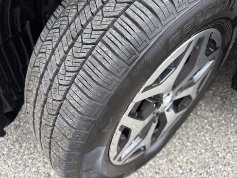 Used 2020 Subaru Forester Premium image 7