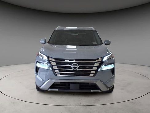 Certified 2025 Nissan Rogue SL AWD/4WD image 16