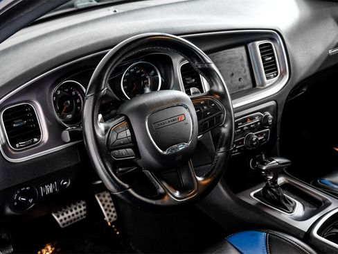Used 2020 Dodge Charger R/T w/ Navigation & Travel Group image 12
