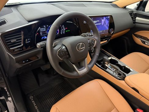 Used 2025 Lexus NX 350 AWD image 4