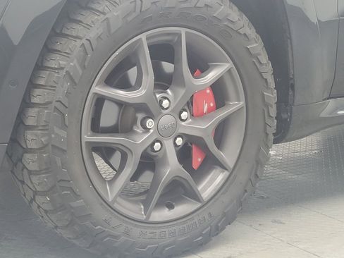 Used 2019 Jeep Grand Cherokee Limited X AWD/4WD image 31