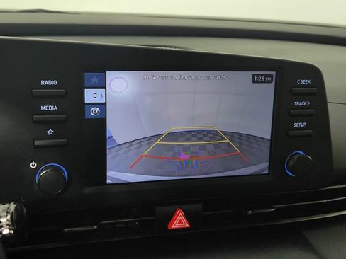 Certified 2025 Hyundai Elantra Sport FWD image 26
