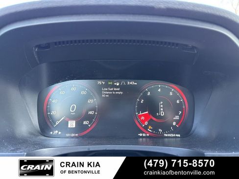 Used 2017 Volvo V90 T6 Cross Country image 30