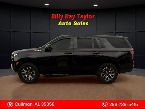 Used 2022 Chevrolet Tahoe Z71 w/ Luxury Package image 2