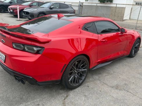 Used 2018 Chevrolet Camaro ZL1 RWD image 4