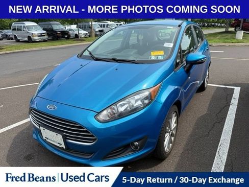 Used 2014 Ford Fiesta SE w/ Equipment Group 201A FWD image 3