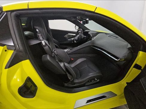 Used 2021 Chevrolet Corvette Stingray Preferred Conv w/ Z51 Performance Package RWD image 47