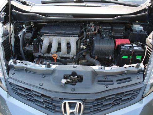 Used 2012 Honda Fit Sport image 27