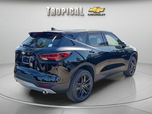 New 2026 Chevrolet Blazer LT image 3